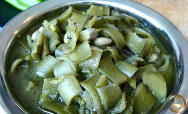 المطبخ الفلسطيني Green-foul-stew-with-logo